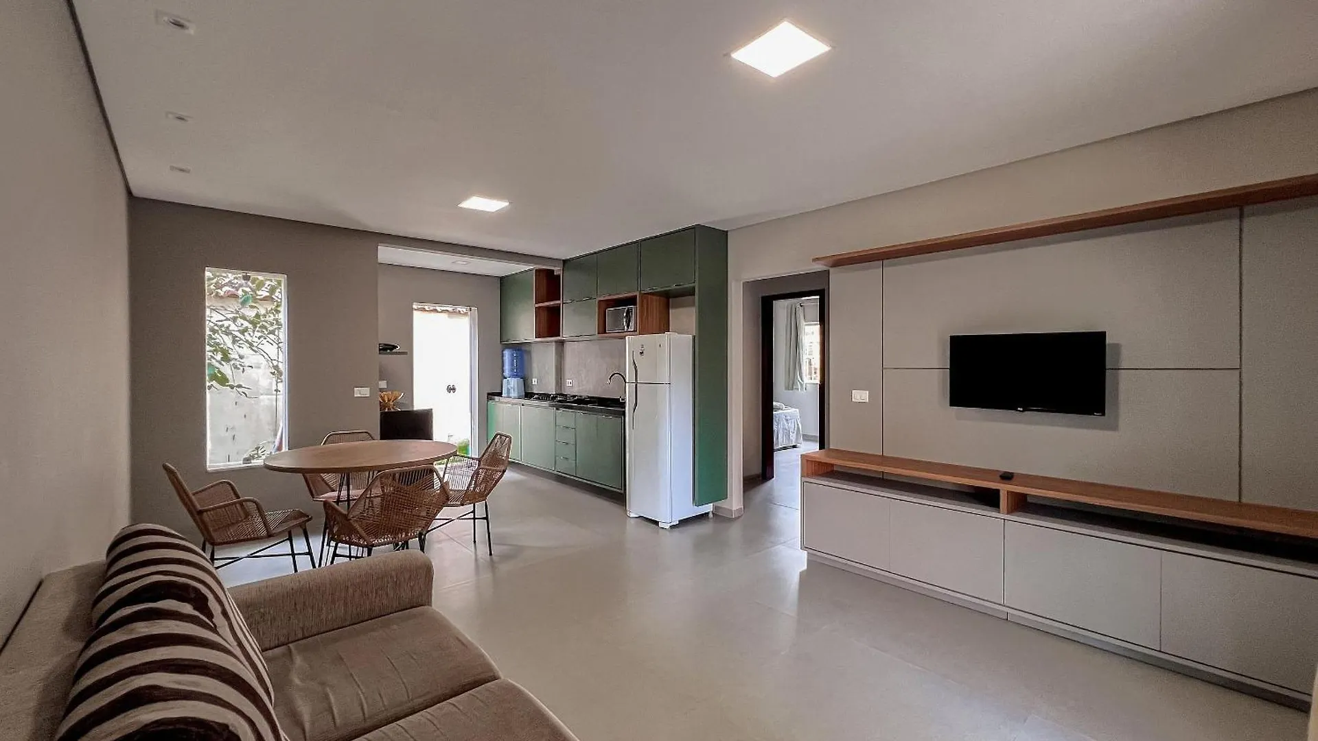 Residencial Il Pevero, Condominio Com Piscina E Area Gourmet A Uma Quadra Da Praia De Taperapua Aptos Com 2 Quartos Porto Seguro Brasil