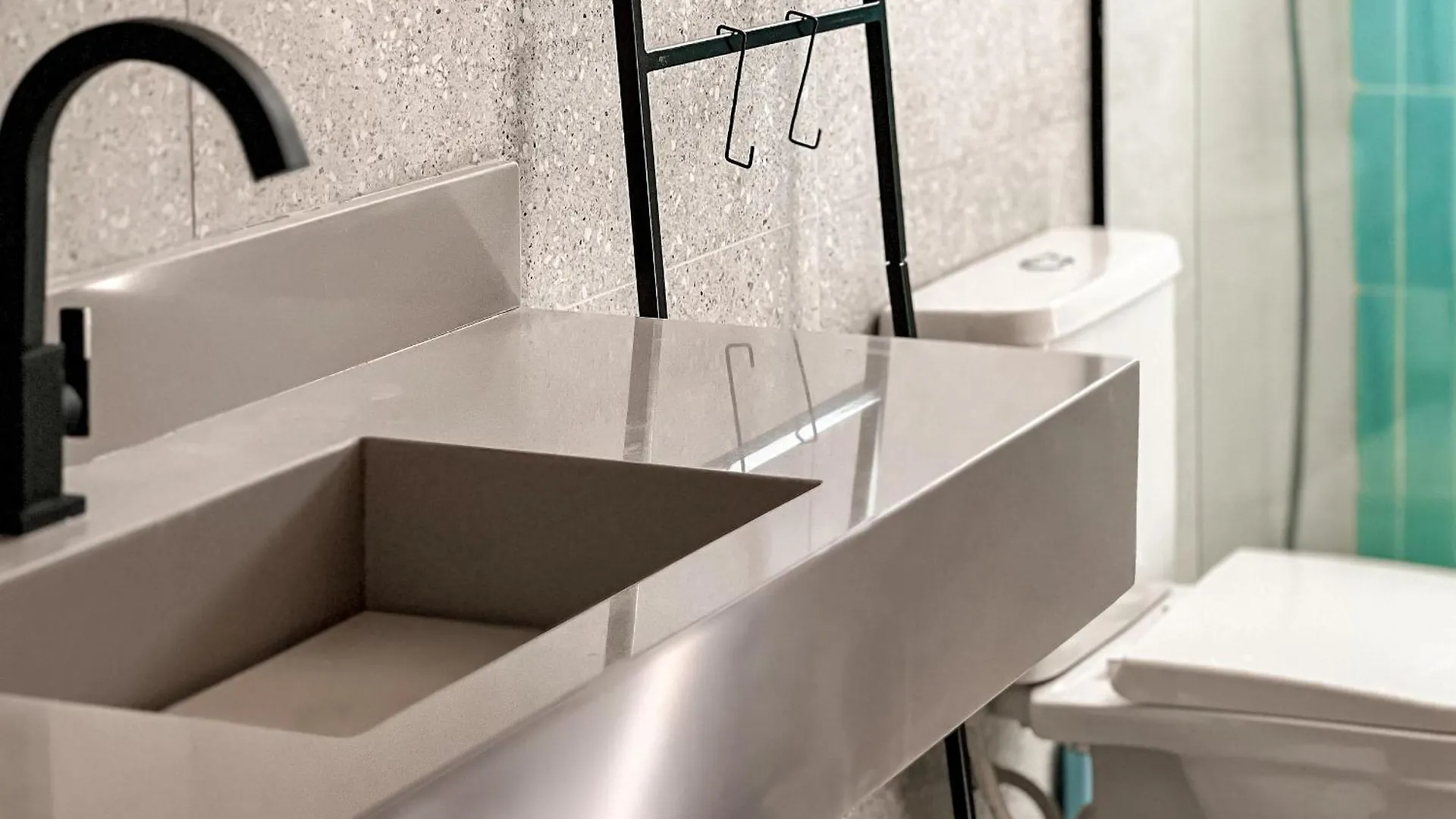 Residencial Il Pevero, Condominio Com Piscina E Area Gourmet A Uma Quadra Da Praia De Taperapua Aptos Com 2 Quartos Porto Seguro Сasa de vacaciones